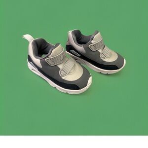 Nike Toddler Sneakers US 6C Gray Black Air Max Style Hook Loop Shoes